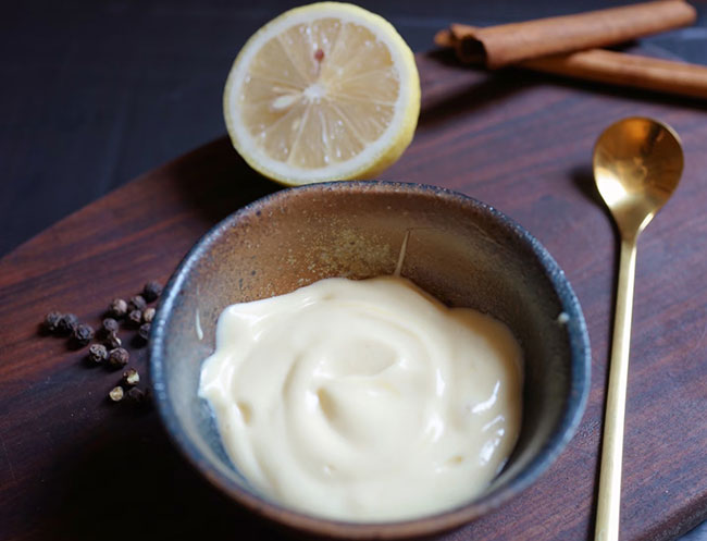 How to Properly Emulsify Mayonnaise