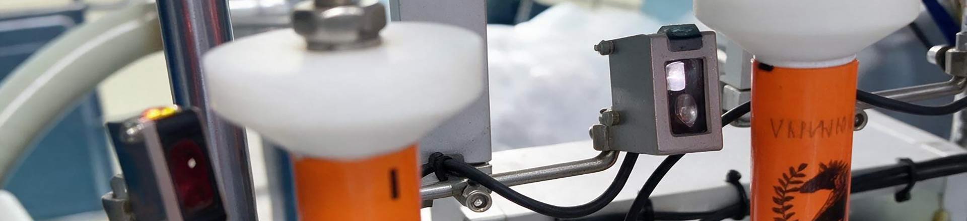 Tube Filling and Sealing Machine